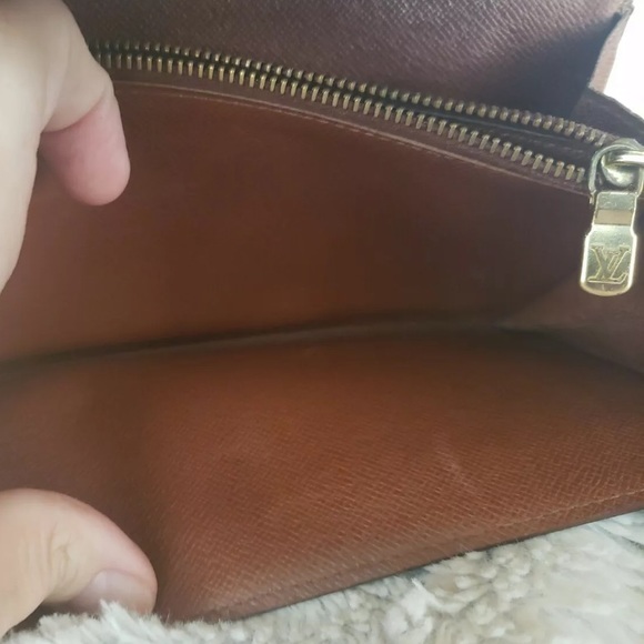 Louis Vuitton Authentic Vintage Accordion Wallet - Picture 13 of 16